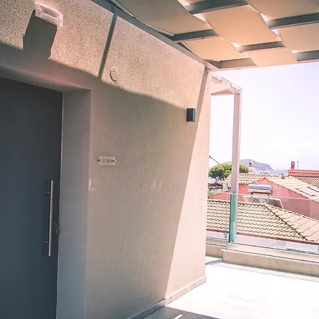 Hotel apartamentowy Arodo Nea Iraklitsa