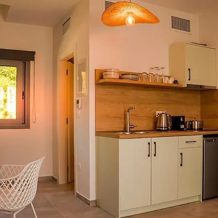 Arodo 4* Nea Iraklitsa