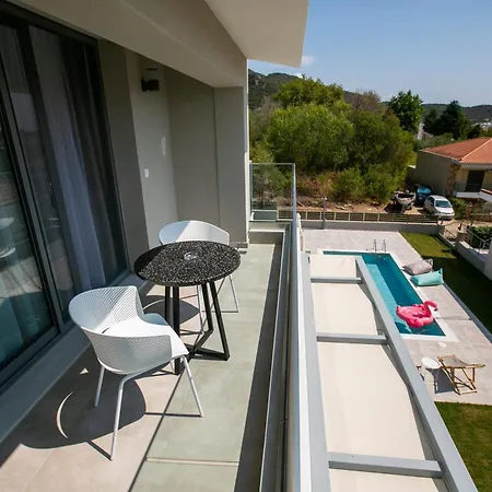 Arodo 4* Nea Iraklitsa